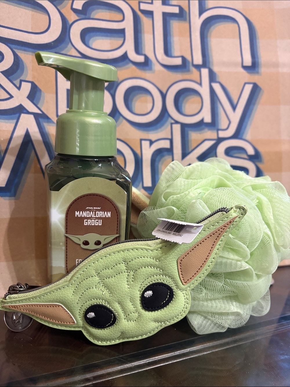 Bath & Body Works Grogu Bath Set 💚